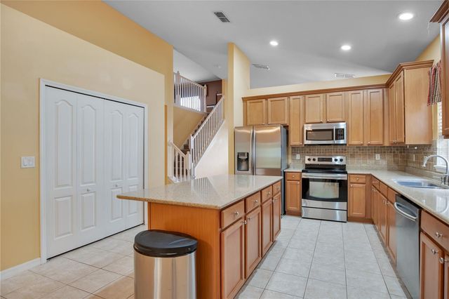 469 CAREY WAY, Orlando, FL 32825