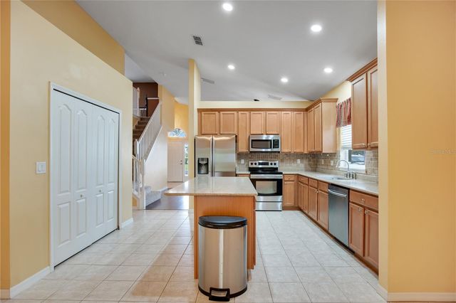469 CAREY WAY, Orlando, FL 32825