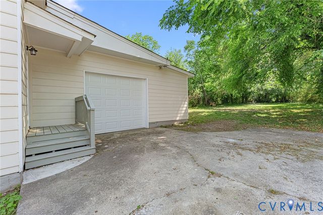 1118 Hilton Pl, Petersburg, VA 23803