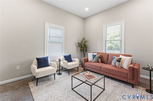 1118 Hilton Pl, Petersburg, VA 23803