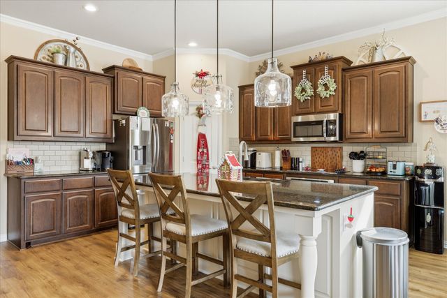 209 Mineral Point Drive, Aledo, TX 76008