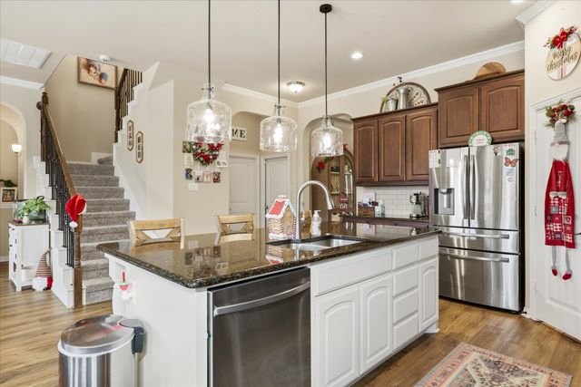 209 Mineral Point Drive, Aledo, TX 76008