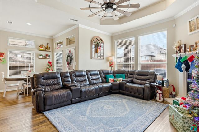 209 Mineral Point Drive, Aledo, TX 76008