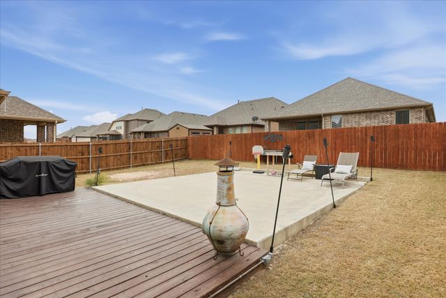 209 Mineral Point Drive, Aledo, TX 76008