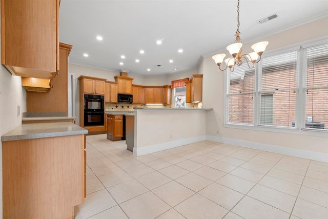 3232 WINDERLY PINE CV, Memphis, TN 38125