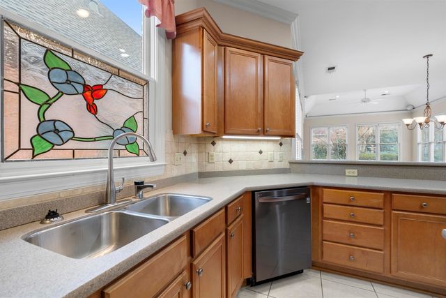 3232 WINDERLY PINE CV, Memphis, TN 38125