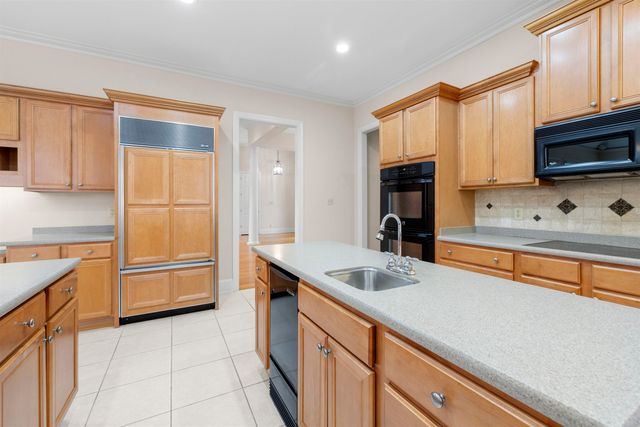 3232 WINDERLY PINE CV, Memphis, TN 38125