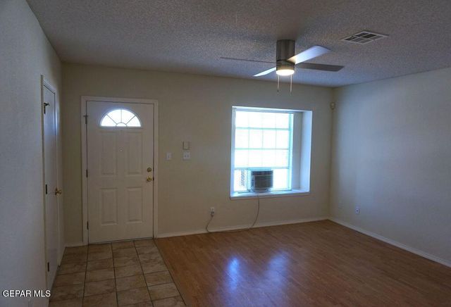 3304 Martina Place, El Paso, TX 79936