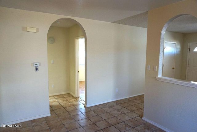 3304 Martina Place, El Paso, TX 79936