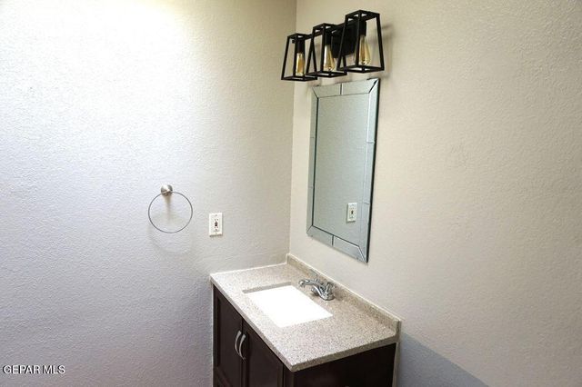 3304 Martina Place, El Paso, TX 79936