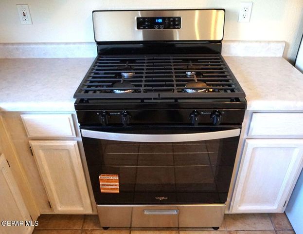 3304 Martina Place, El Paso, TX 79936