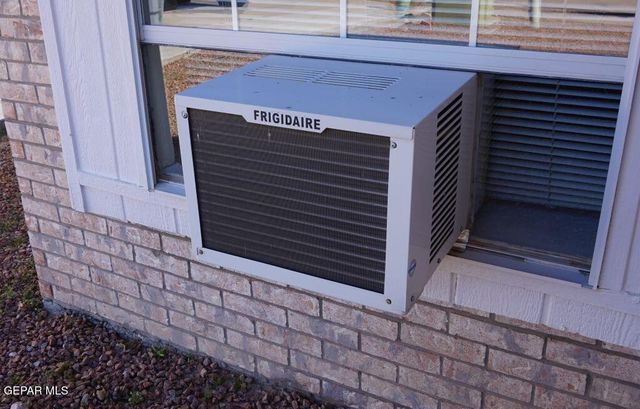 3304 Martina Place, El Paso, TX 79936