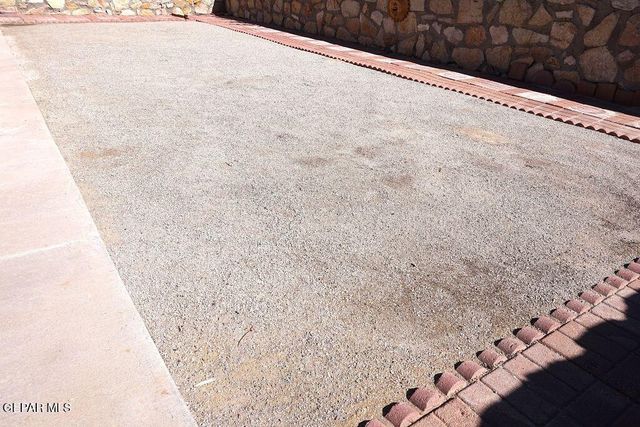 3304 Martina Place, El Paso, TX 79936