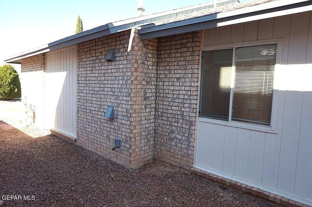 3304 Martina Place, El Paso, TX 79936