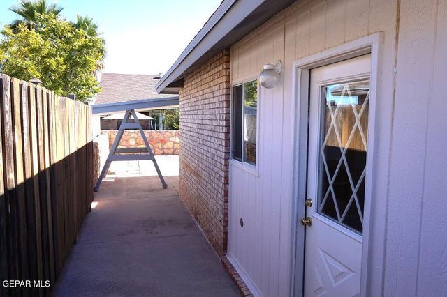 3304 Martina Place, El Paso, TX 79936