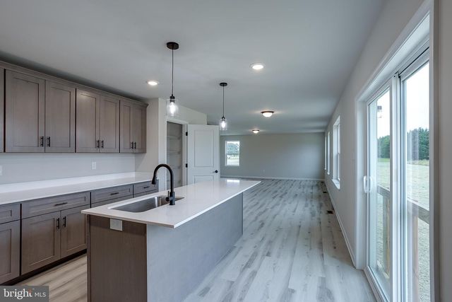 221 HOGBIN RD, Millville, NJ 08332