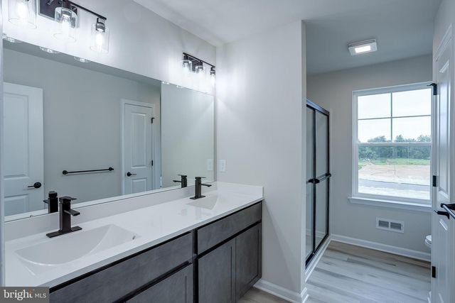 221 HOGBIN RD, Millville, NJ 08332