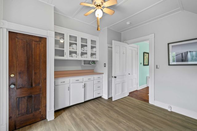 16 Prospect Hill Road, Groton, CT 06340