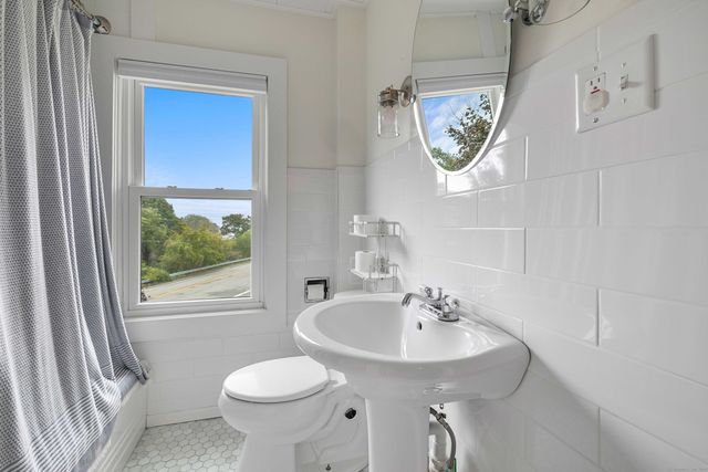 16 Prospect Hill Road, Groton, CT 06340