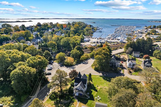 16 Prospect Hill Road, Groton, CT 06340