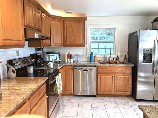 53 Sunset Hill Rd, Boston, MA 02132