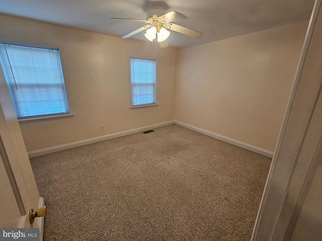 6907 BELCLARE RD, Baltimore, MD 21222