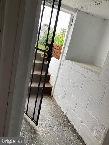6907 BELCLARE RD, Baltimore, MD 21222