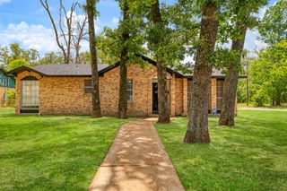 3545 W Houston Street, Paris, TX 75460
