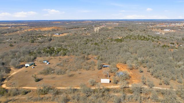 103 Martinez LN, Dale, TX 78616