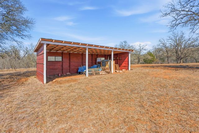 103 Martinez LN, Dale, TX 78616
