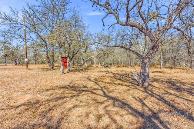 103 Martinez LN, Dale, TX 78616