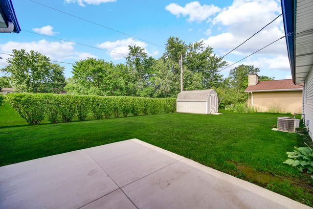 433 Nantucket Road, Valparaiso, IN 46385