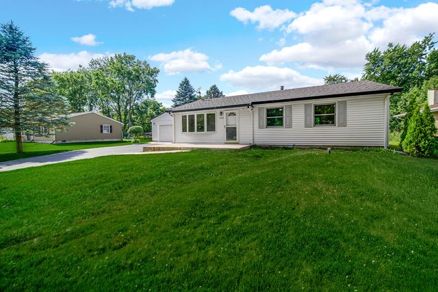 433 Nantucket Road, Valparaiso, IN 46385