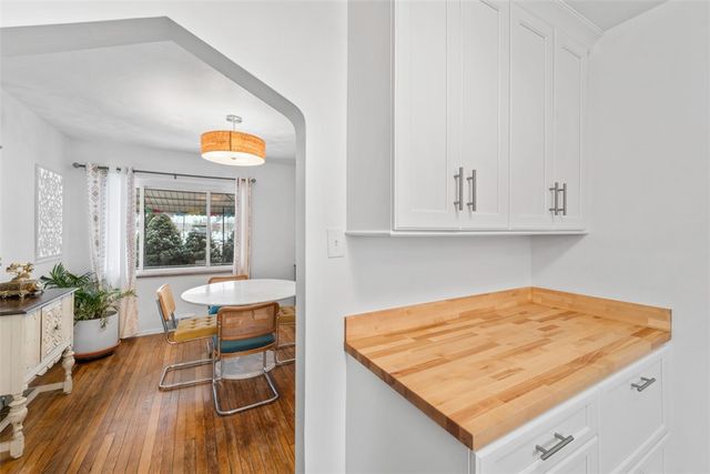 105 Delafield Rd, Aspinwall, PA 15215