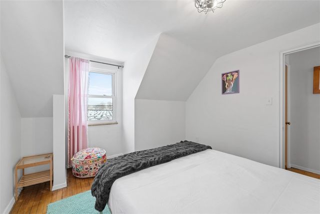 105 Delafield Rd, Aspinwall, PA 15215