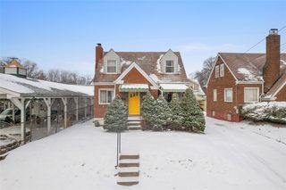 105 Delafield Rd, Aspinwall, PA 15215