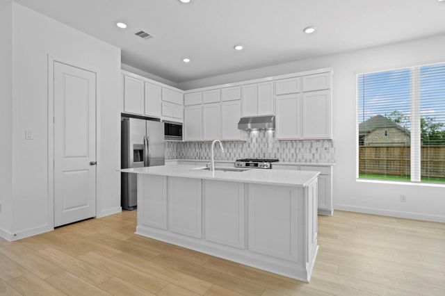 2720 Grove Crest Drive, Rosenberg, TX 77469