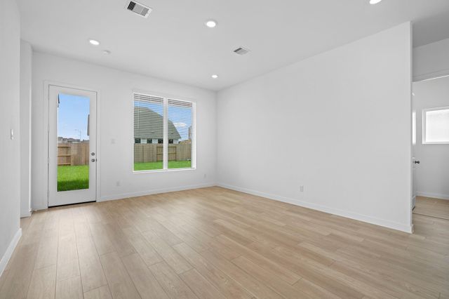 2720 Grove Crest Drive, Rosenberg, TX 77469