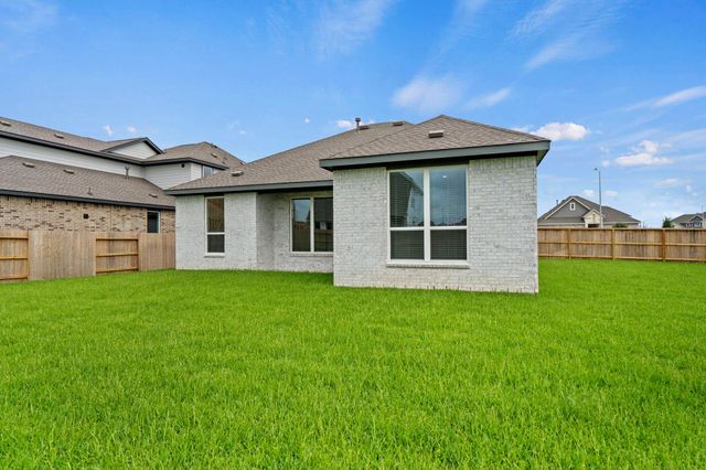 2720 Grove Crest Drive, Rosenberg, TX 77469