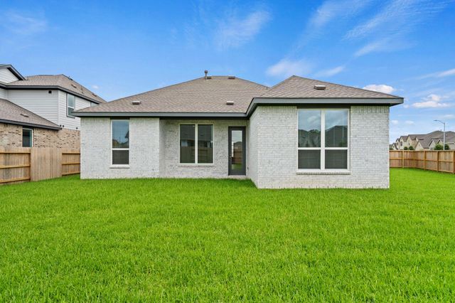 2720 Grove Crest Drive, Rosenberg, TX 77469