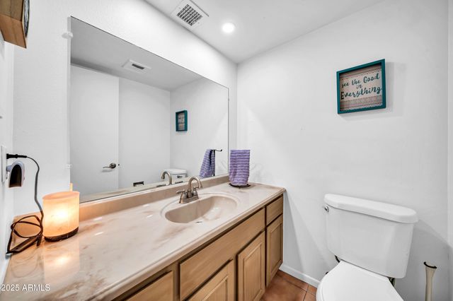 7877 N 49TH Avenue, Glendale, AZ 85301