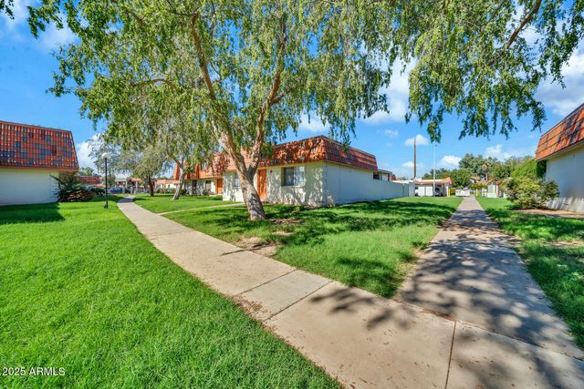 7877 N 49TH Avenue, Glendale, AZ 85301
