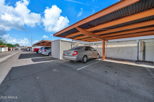 7877 N 49TH Avenue, Glendale, AZ 85301