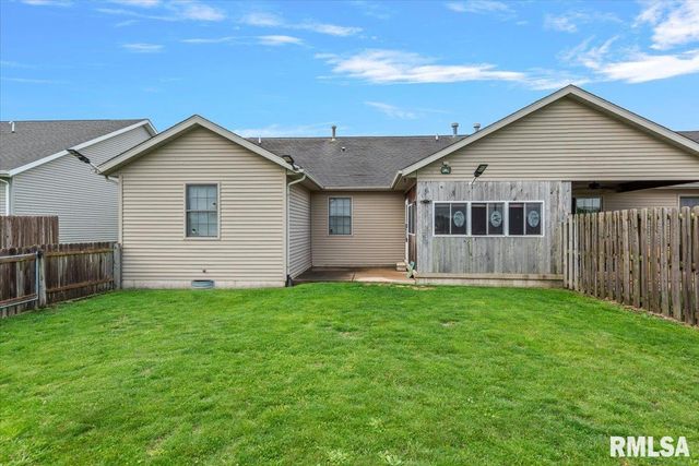 3817 Sugar Loaf Drive, Springfield, IL 62711