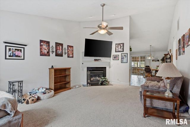 3817 Sugar Loaf Drive, Springfield, IL 62711