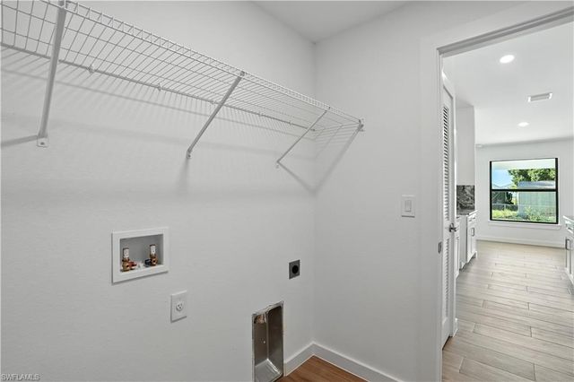 2808 24th ST SW, Lehigh Acres, FL 33976