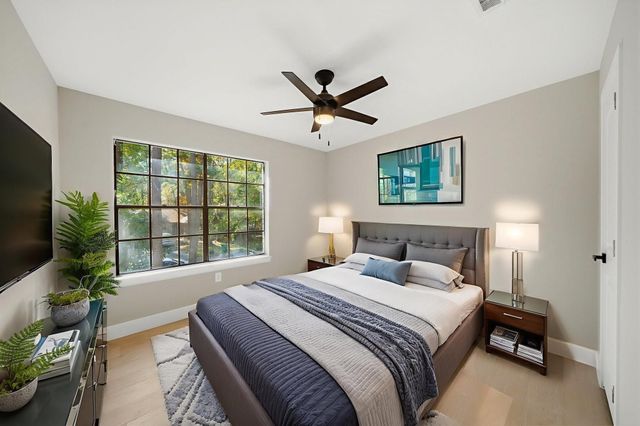 22 Cricket Hollow Place, The Woodlands, TX 77381