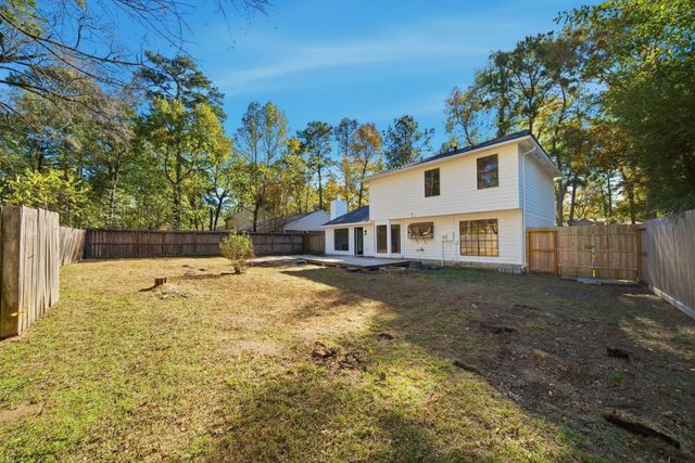 22 Cricket Hollow Place, The Woodlands, TX 77381