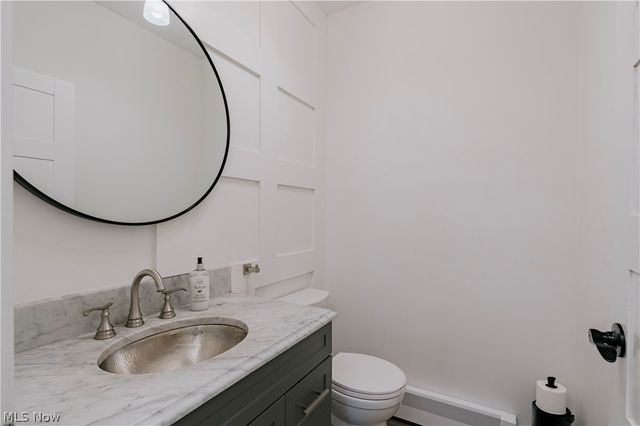 15437 Hemlock Point Road, Chagrin Falls, OH 44022