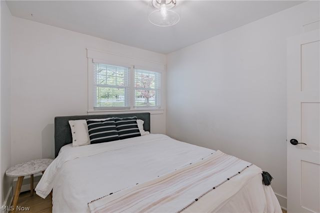 15437 Hemlock Point Road, Chagrin Falls, OH 44022